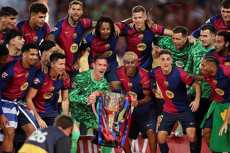 世界排名前48名但未直通世界杯国家：意大利丹麦在列（世界前48却未获世界杯直通资格：意大利、丹麦在列）