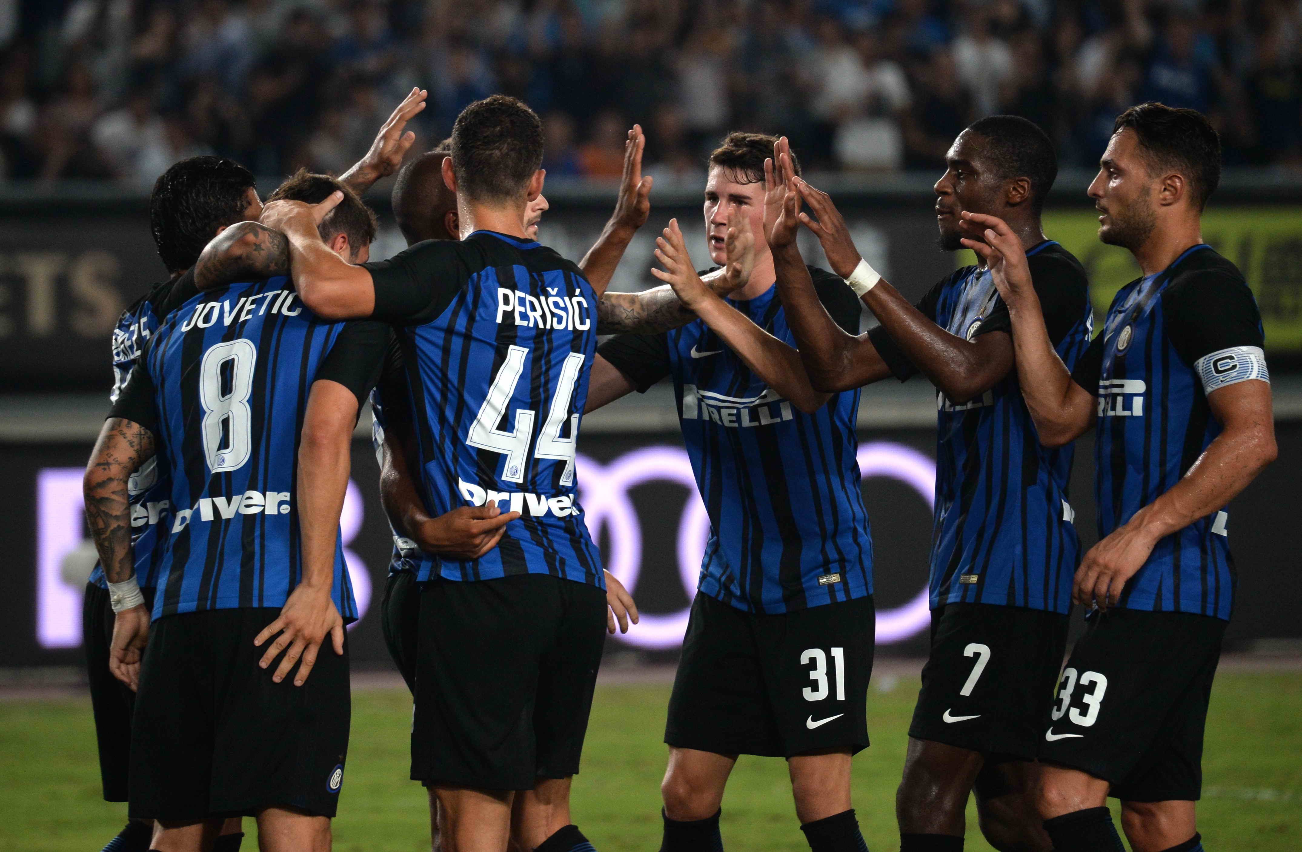 詹姆斯晒与布朗尼打高尔夫：与儿子共度美好时光如今尤为珍贵（詹姆斯分享与布朗尼同场挥杆：当下与儿子相伴格外珍贵）