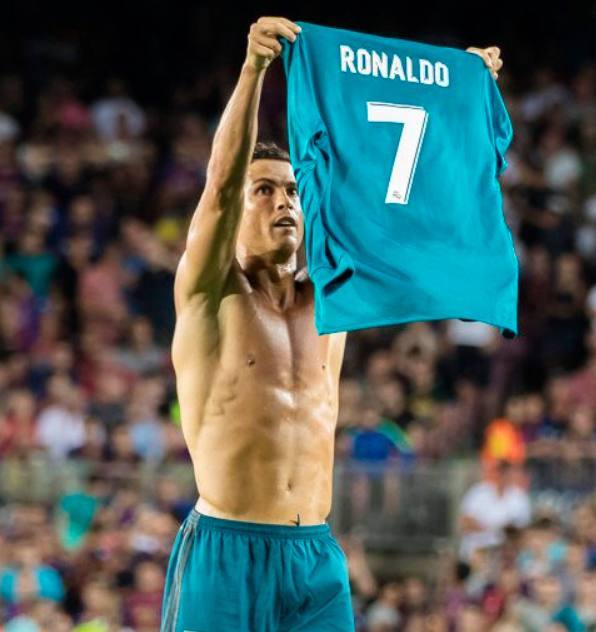 拉齐奥球迷抗议俱乐部导致球场空荡荡，洛蒂托：我不接受威胁（拉齐奥看台冷清因球迷抗议，洛蒂托回应：绝不接受威胁）